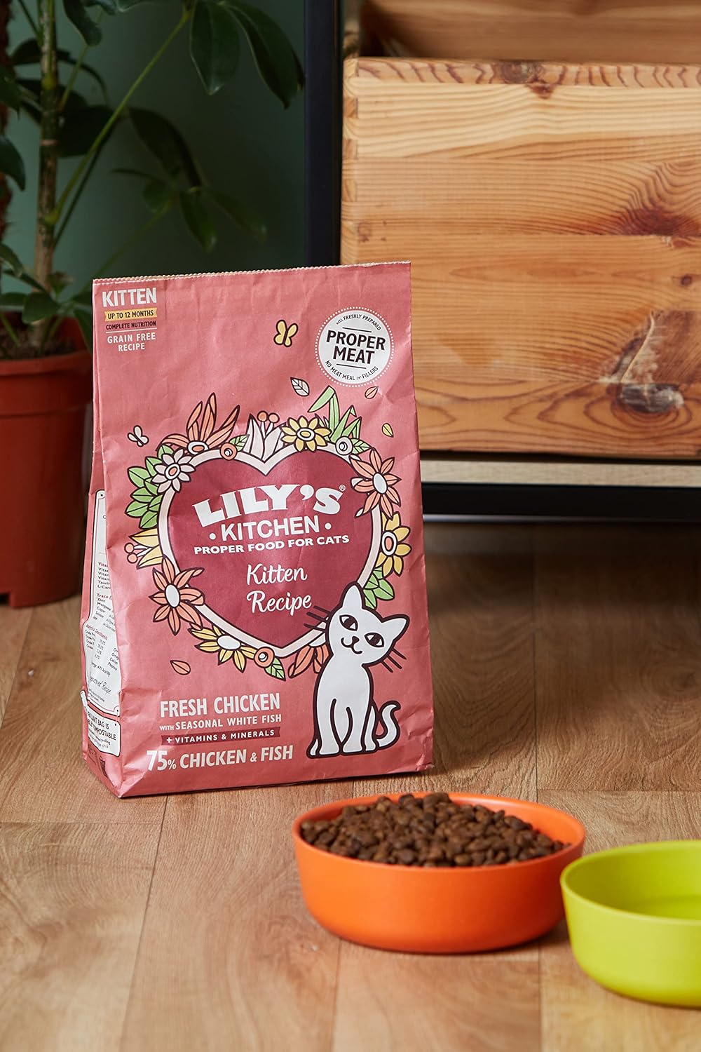 Lily's Kitchen Curious Kitten Complete Dry Food