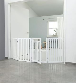 Trixie White Wooden 4-Part Barrier with Door for Dogs